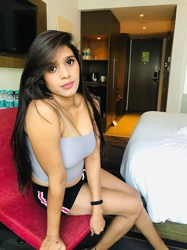 कॉल गर्ल्स सर्विस  पोन्नानी